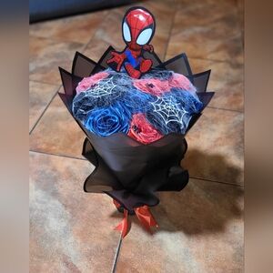 12ct Spider Hero Eternal Roses.